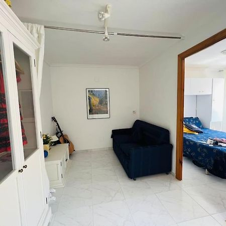 Sunny, South-Facing & Welcoming Alicante Exterior foto