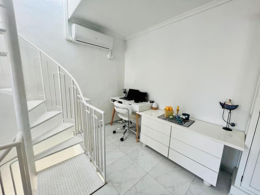 Sunny, South-Facing & Welcoming Alicante Exterior foto