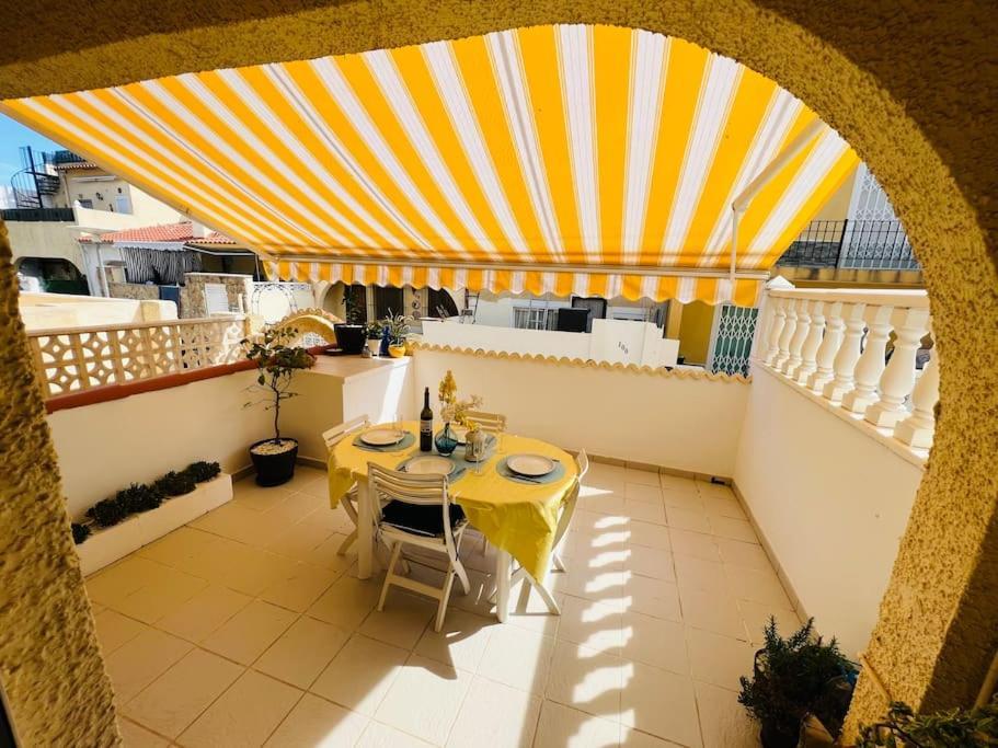 Sunny, South-Facing & Welcoming Alicante Exterior foto
